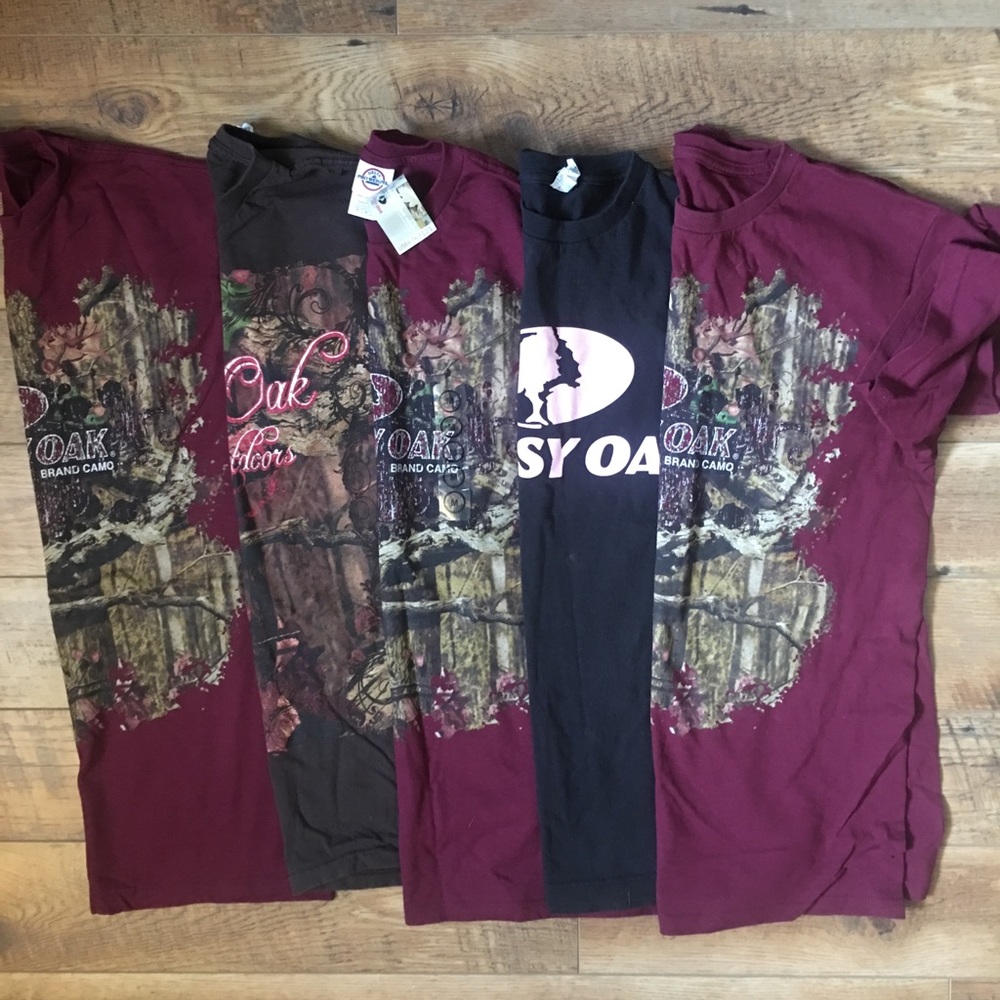 5 mossy oak women’s medium T-shirt’s